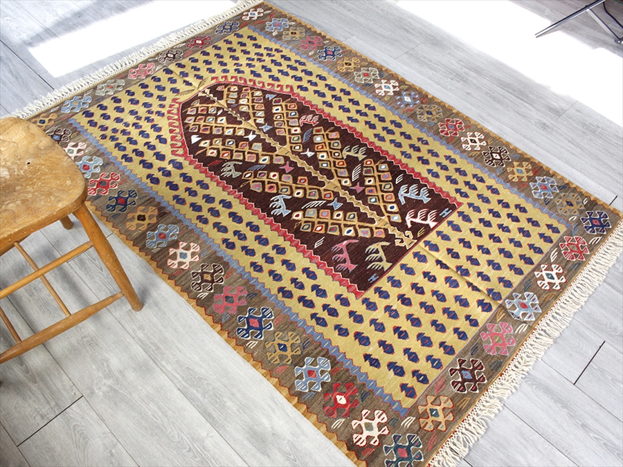 Turkish Kilim 手織りの草木染キリム・コンヤ　セッヂャーデ172×123cm 生命の樹のあるミフラープ　イエロー/オリーブ