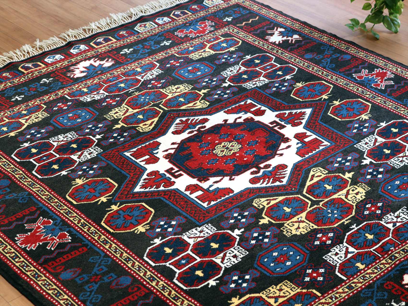 トルコの手織りのじゅうたん・ウール100%の新しいカーペット・ラグ/コンヤ・アンティーク・リプロダクション201×166cm 鳥と星/Turkish  Handweaven Carpet