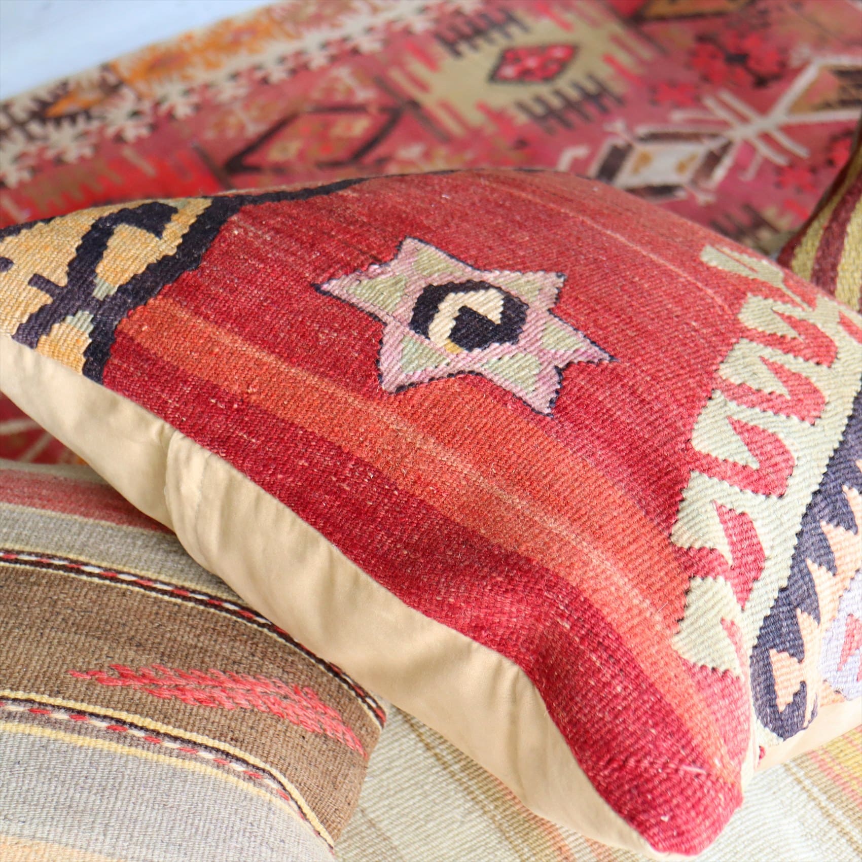 オールドキリムクッションカバー 50cm×50cm No. 394 【公式通販】